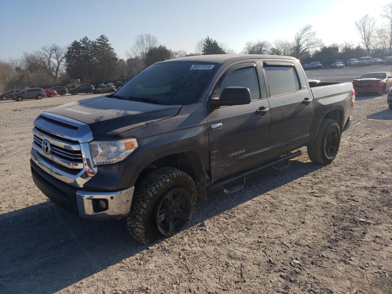 TOYOTA TUNDRA CRE 2017