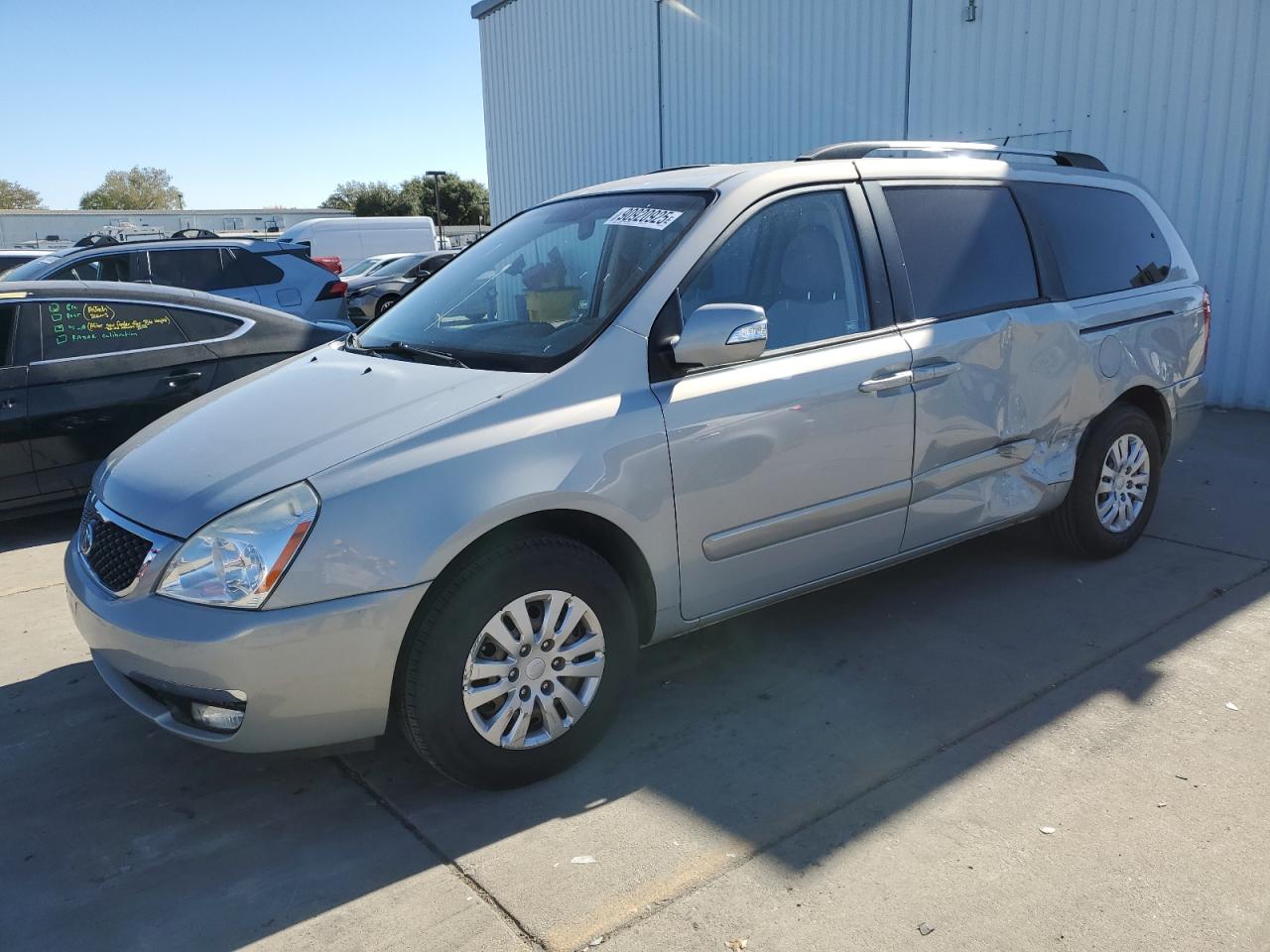 KIA SEDONA LX 2014
