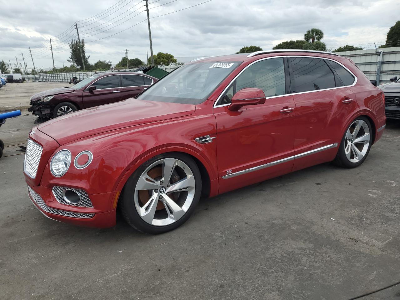 BENTLEY BENTAYGA 2017