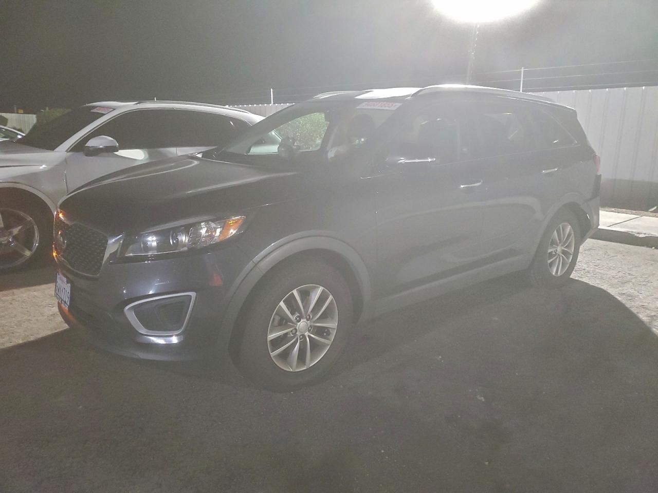 KIA SORENTO LX 2018