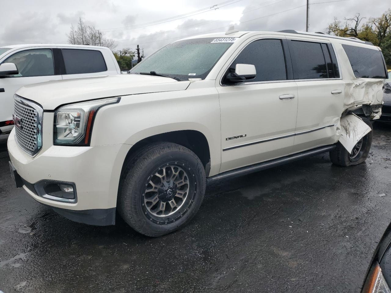 GMC YUKON XL D 2015