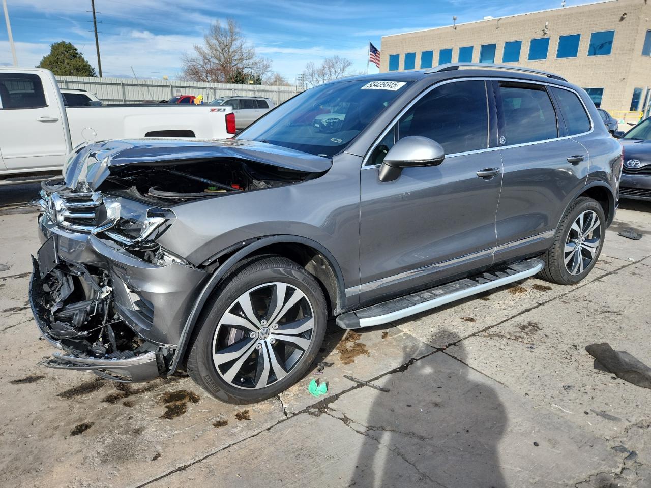 VOLKSWAGEN TOUAREG 2017