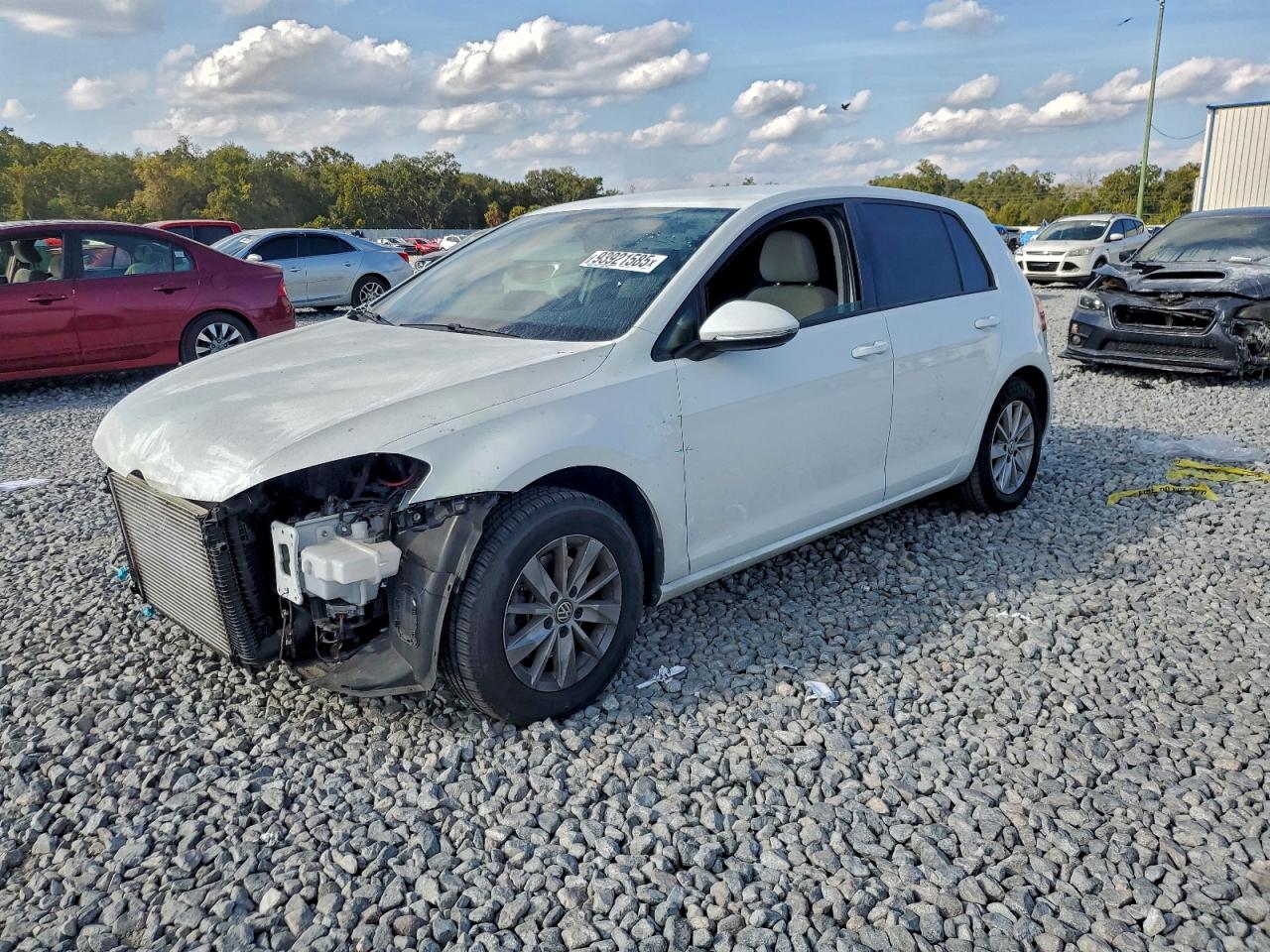 VOLKSWAGEN GOLF 2016
