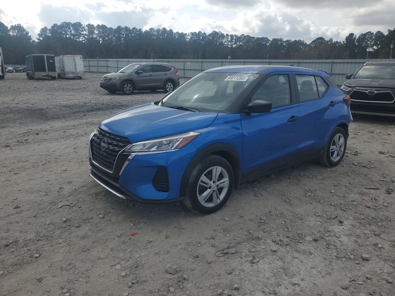 NISSAN KICKS S 2024