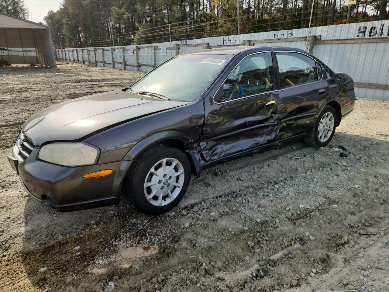 NISSAN MAXIMA 2001