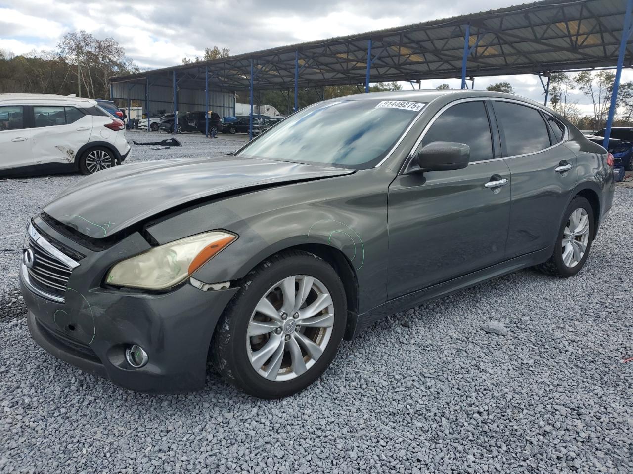 INFINITI M37 2011