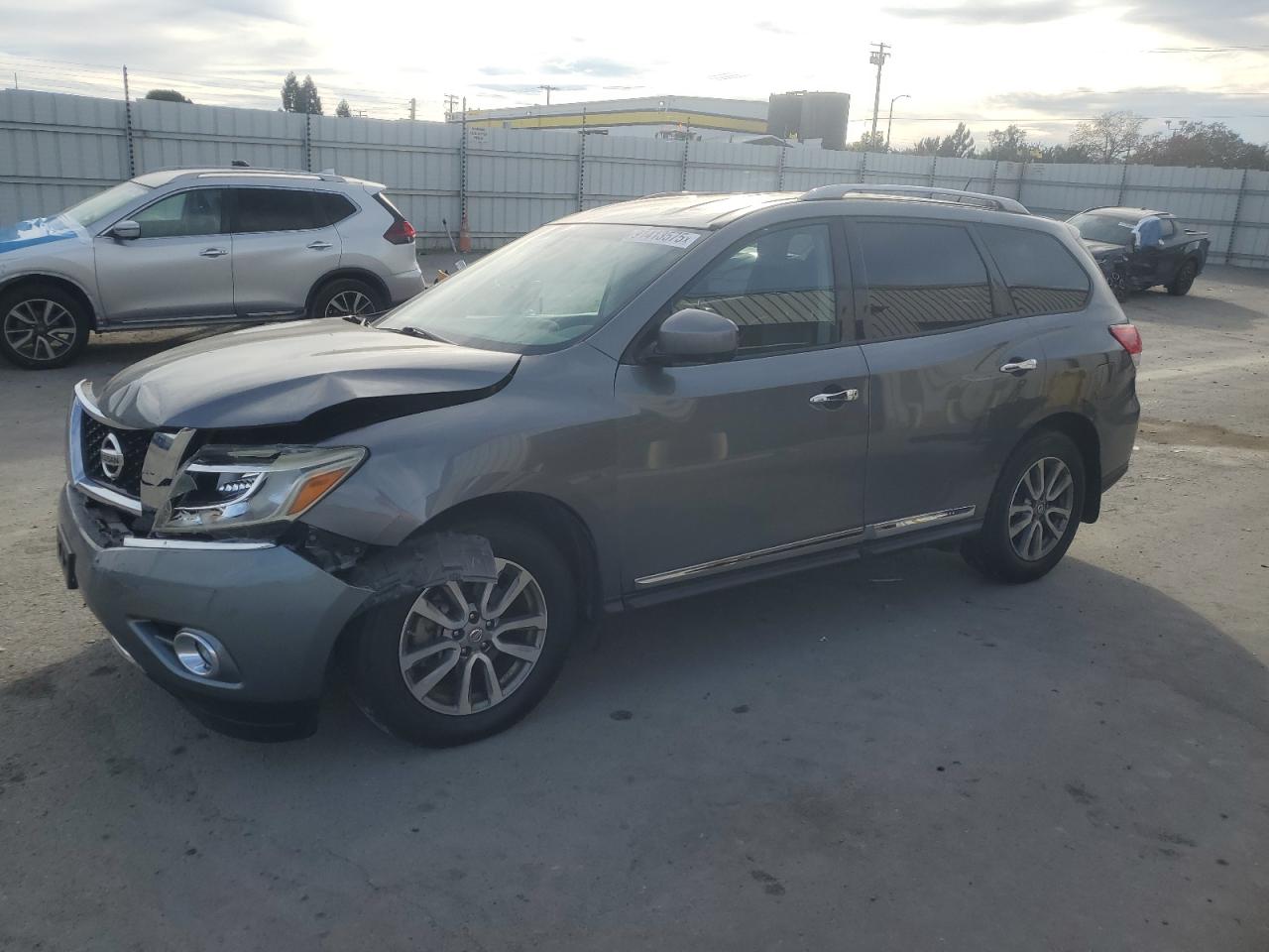 NISSAN PATHFINDER 2015