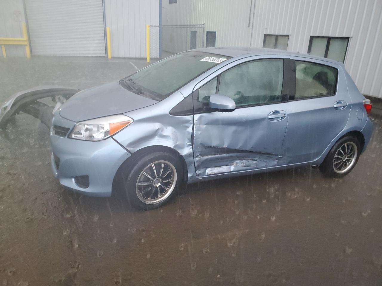 TOYOTA YARIS 2013