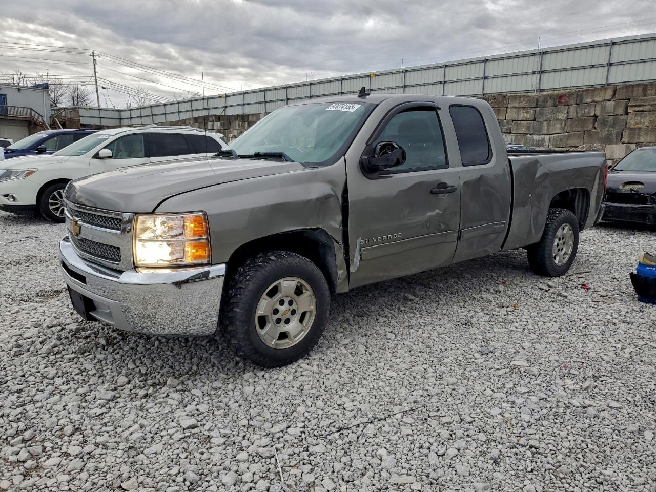 CHEVROLET SILVERADO 2013