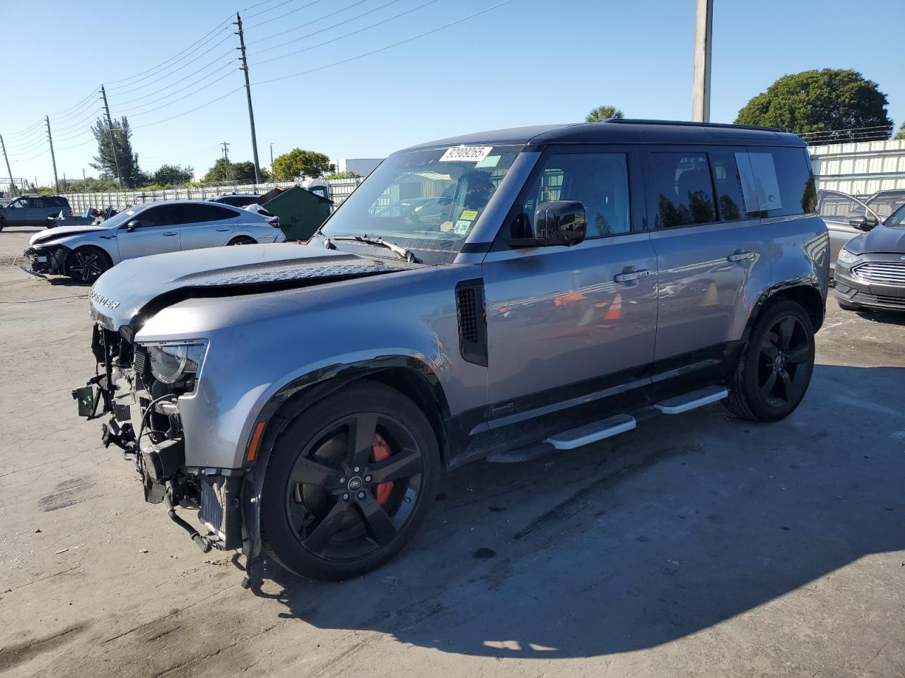 LAND ROVER DEFENDER 1 2020