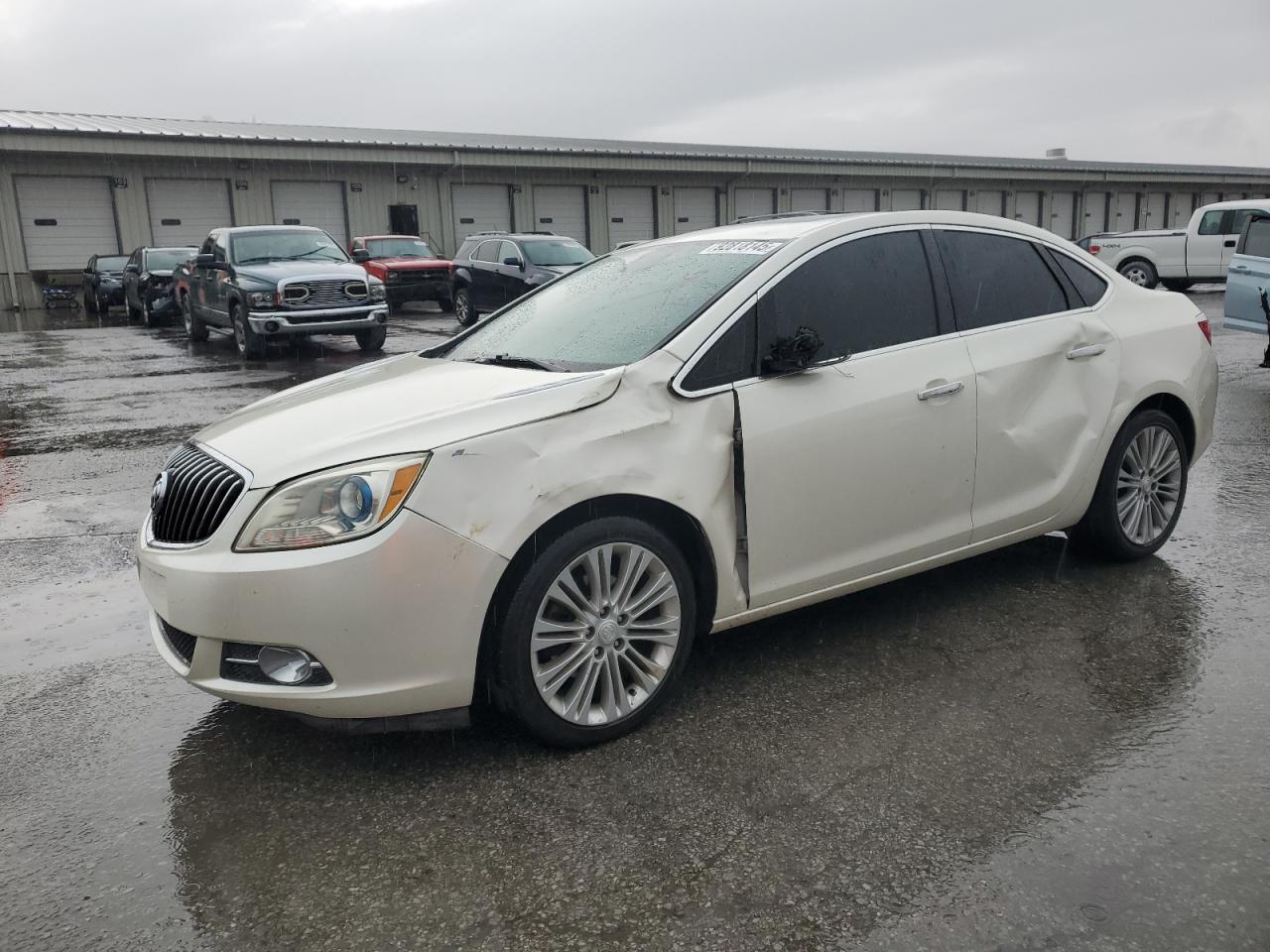 BUICK VERANO CON 2013