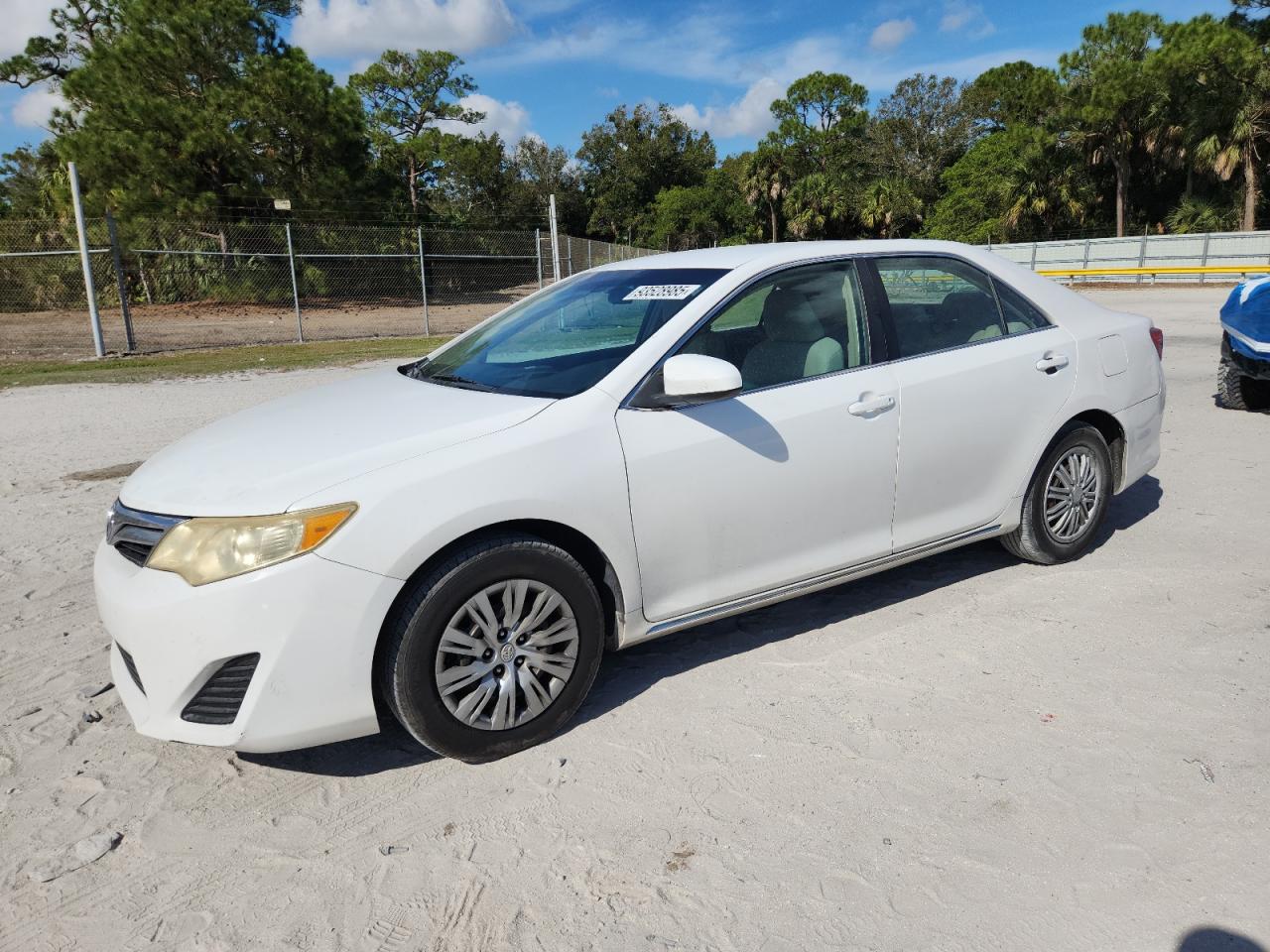 TOYOTA CAMRY L 2013