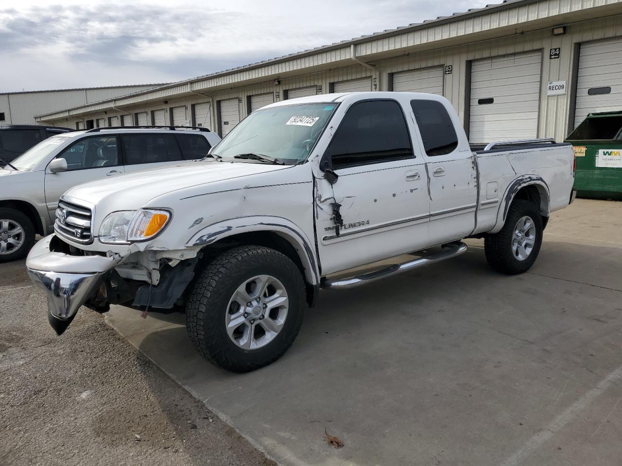 TOYOTA TUNDRA ACC 2000