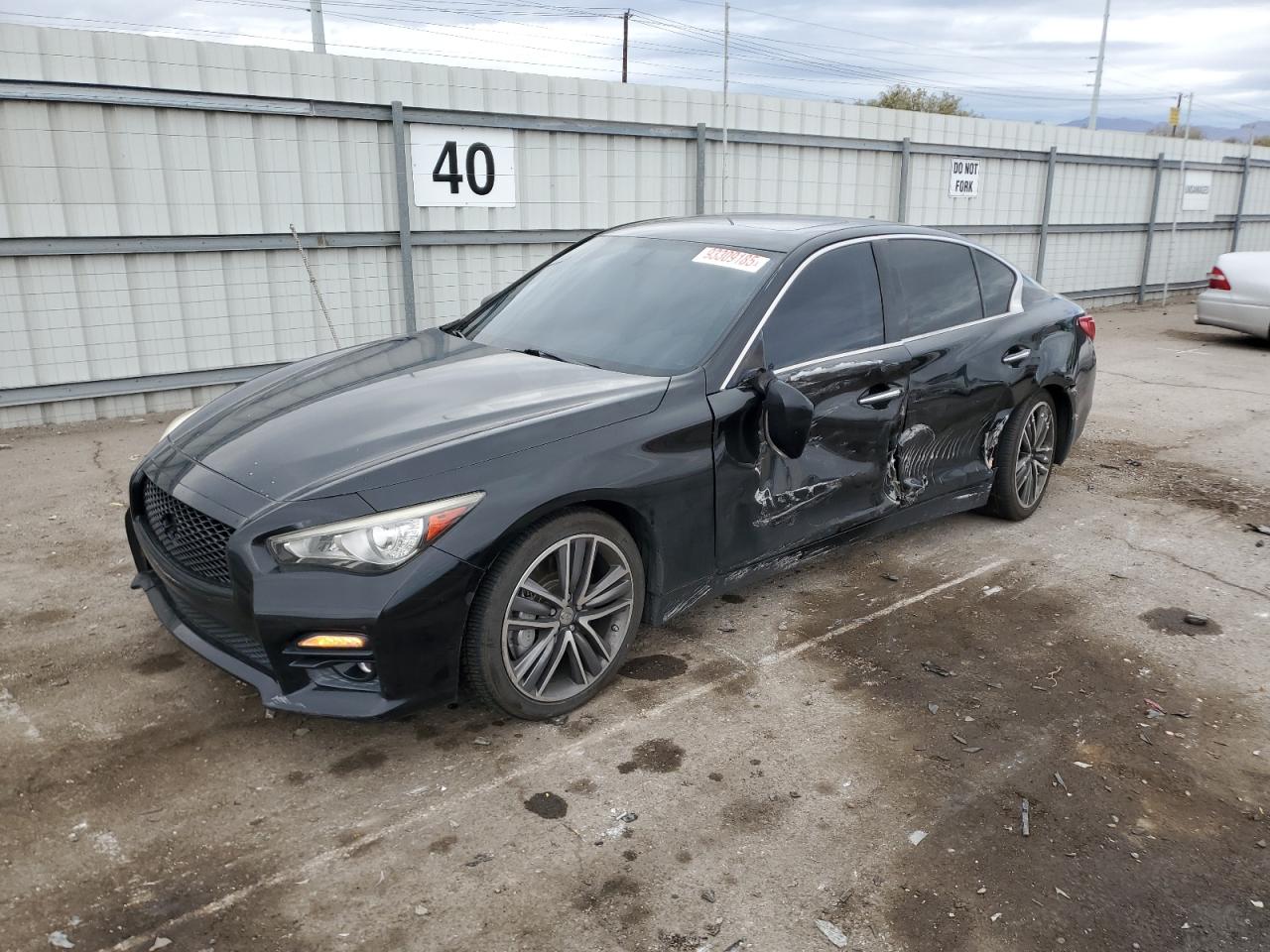 INFINITI Q50 BASE 2015