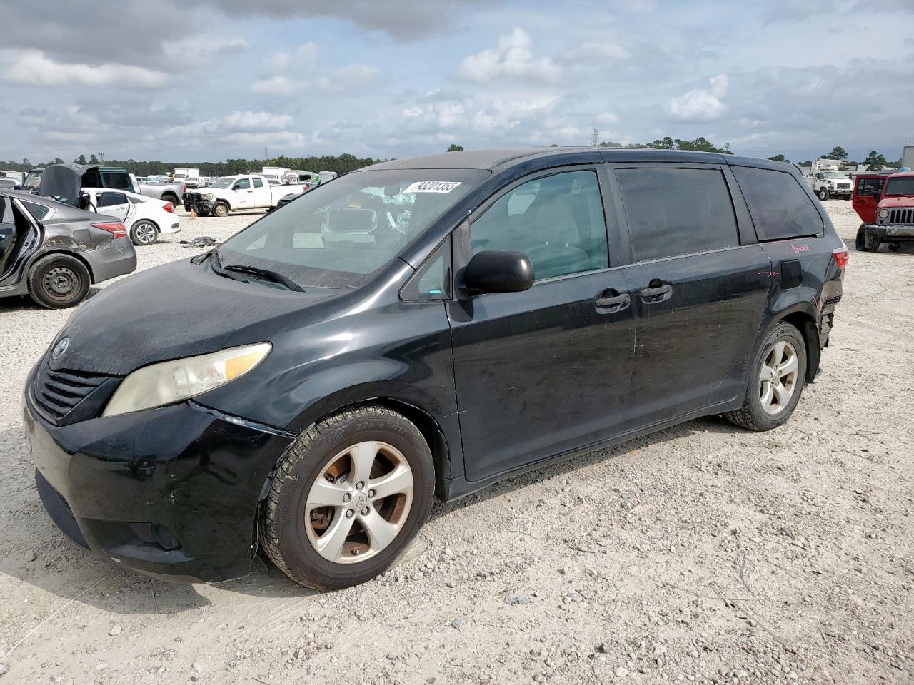 TOYOTA SIENNA 2015