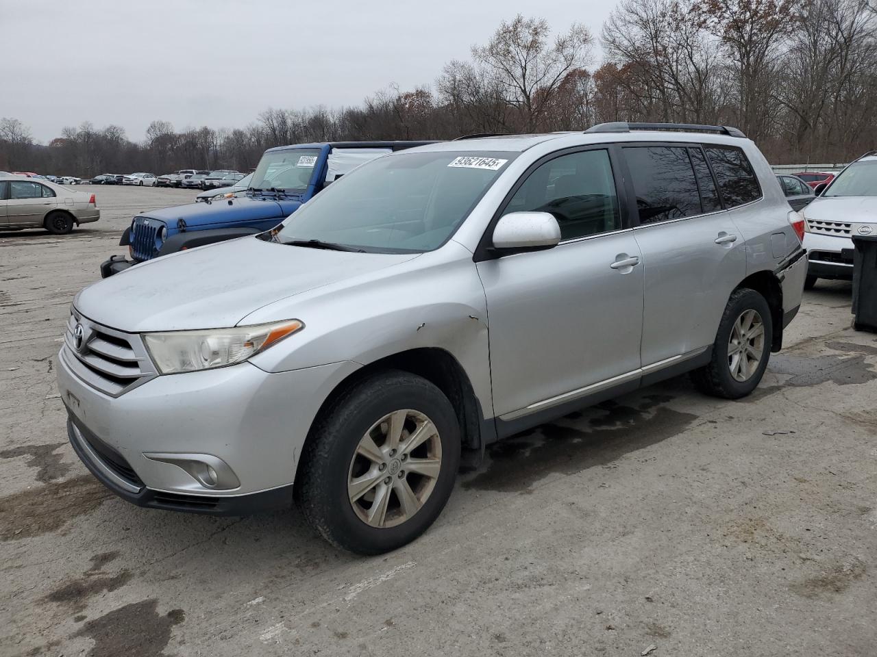 TOYOTA HIGHLANDER 2013