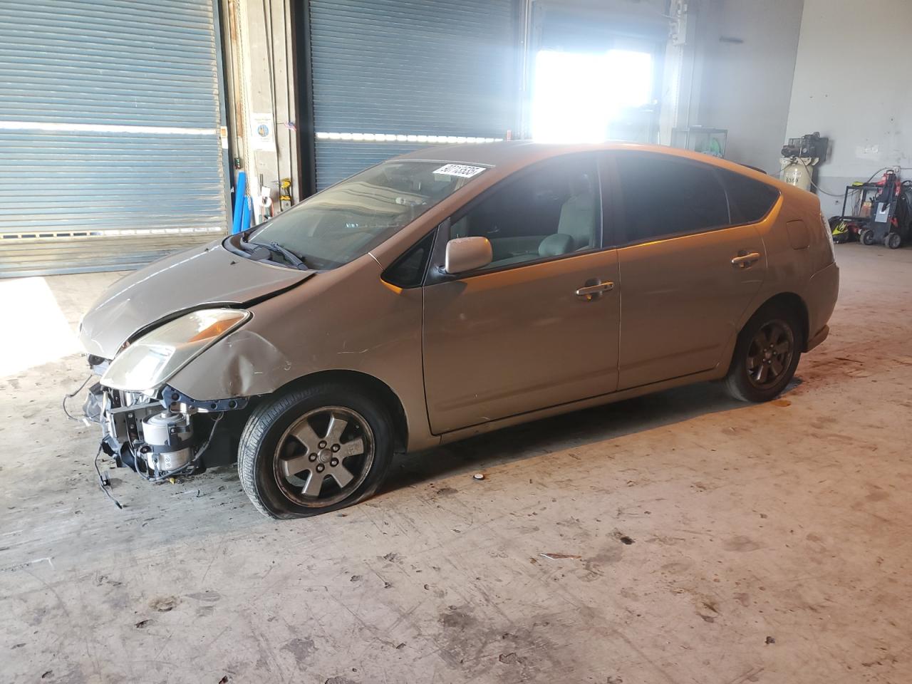 TOYOTA PRIUS 2004