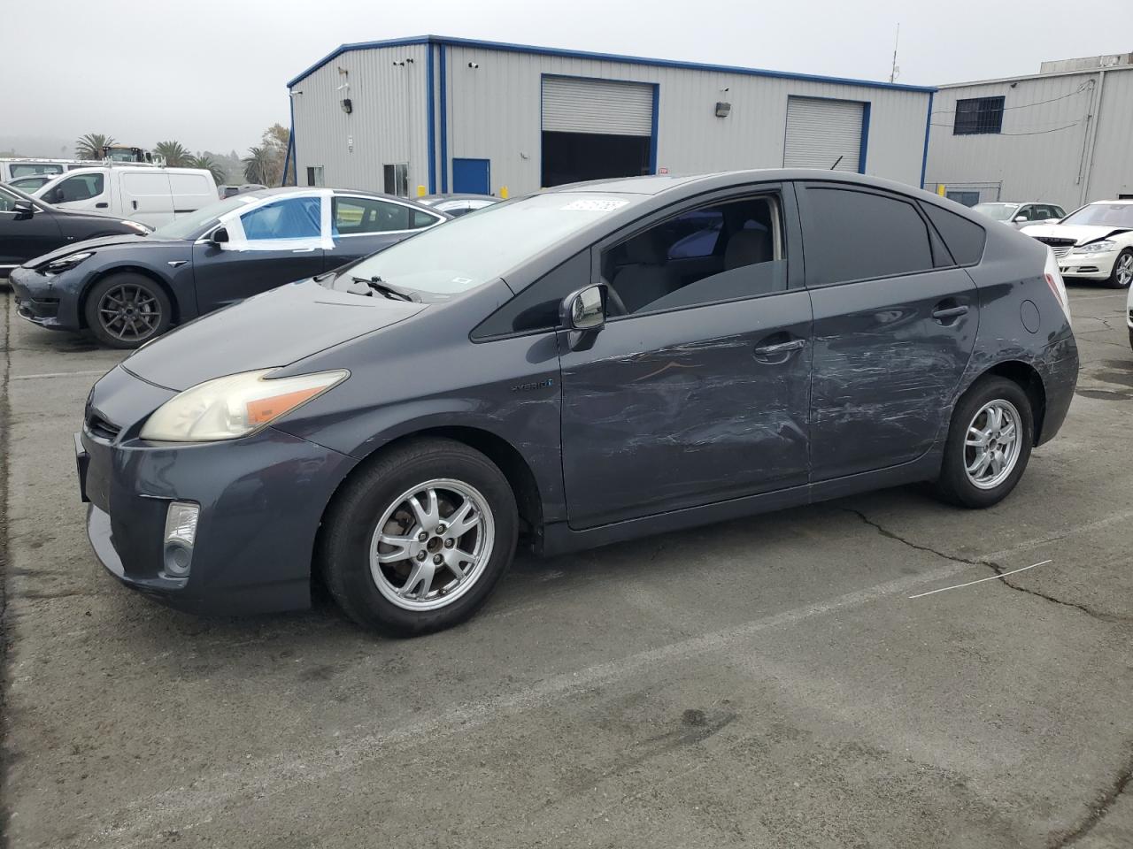 TOYOTA PRIUS 2010