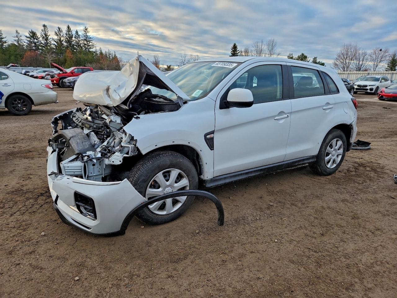 MITSUBISHI RVR ES 2024