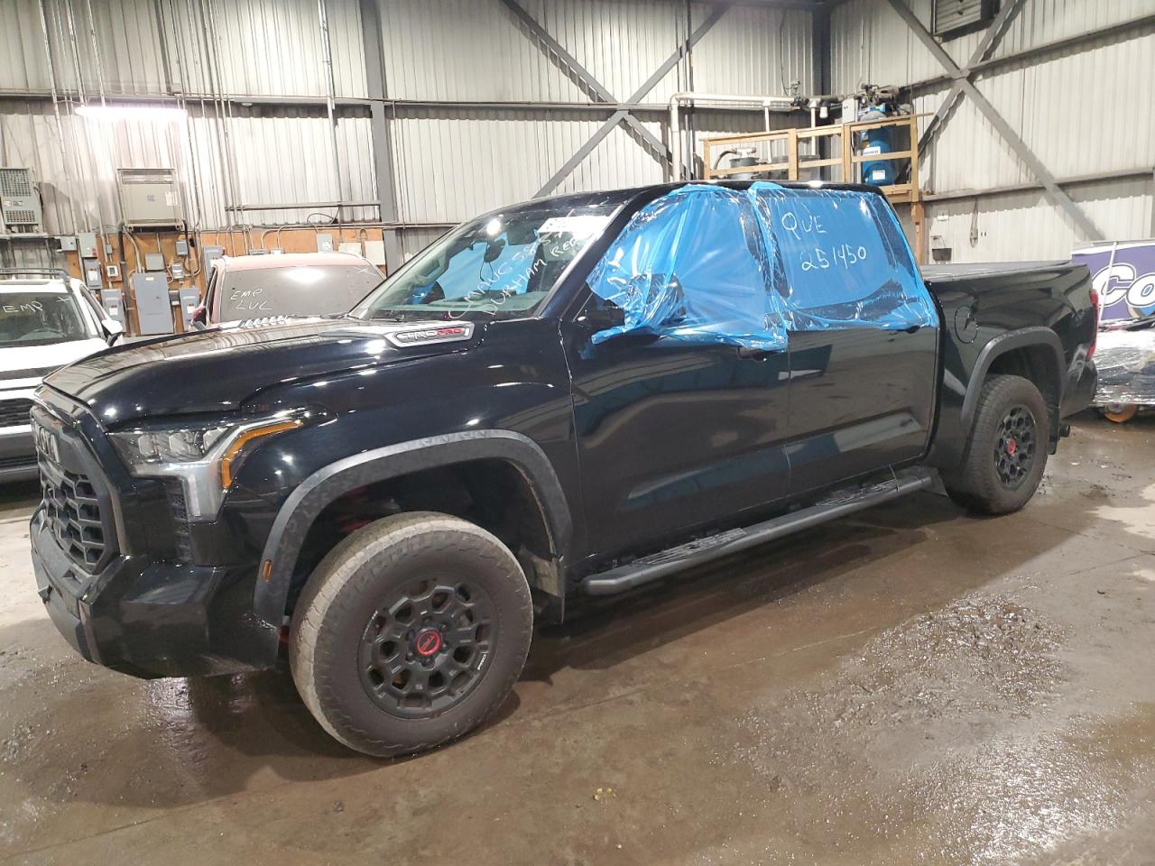 TOYOTA TUNDRA 2023