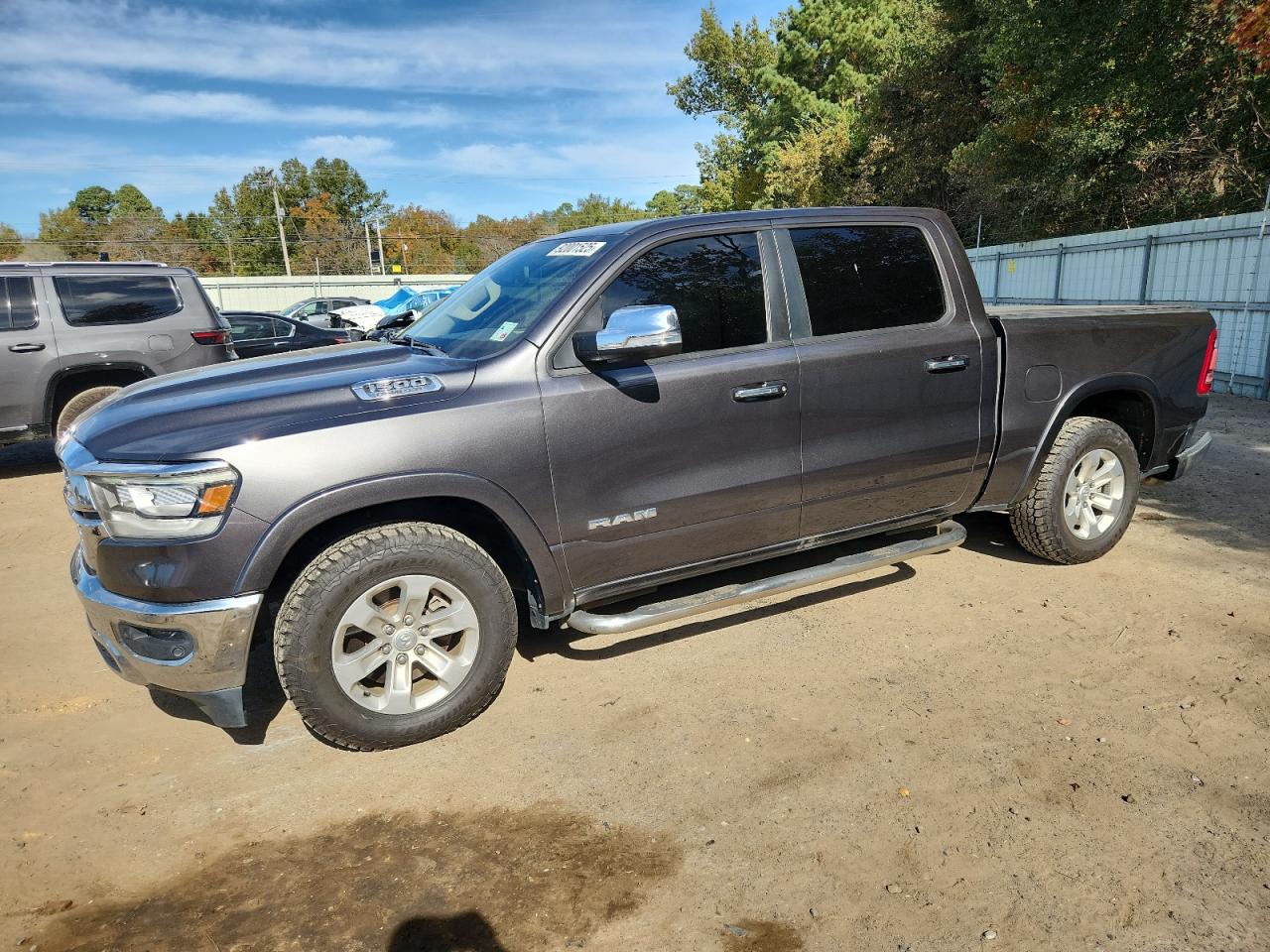 RAM 1500 LARAM 2020