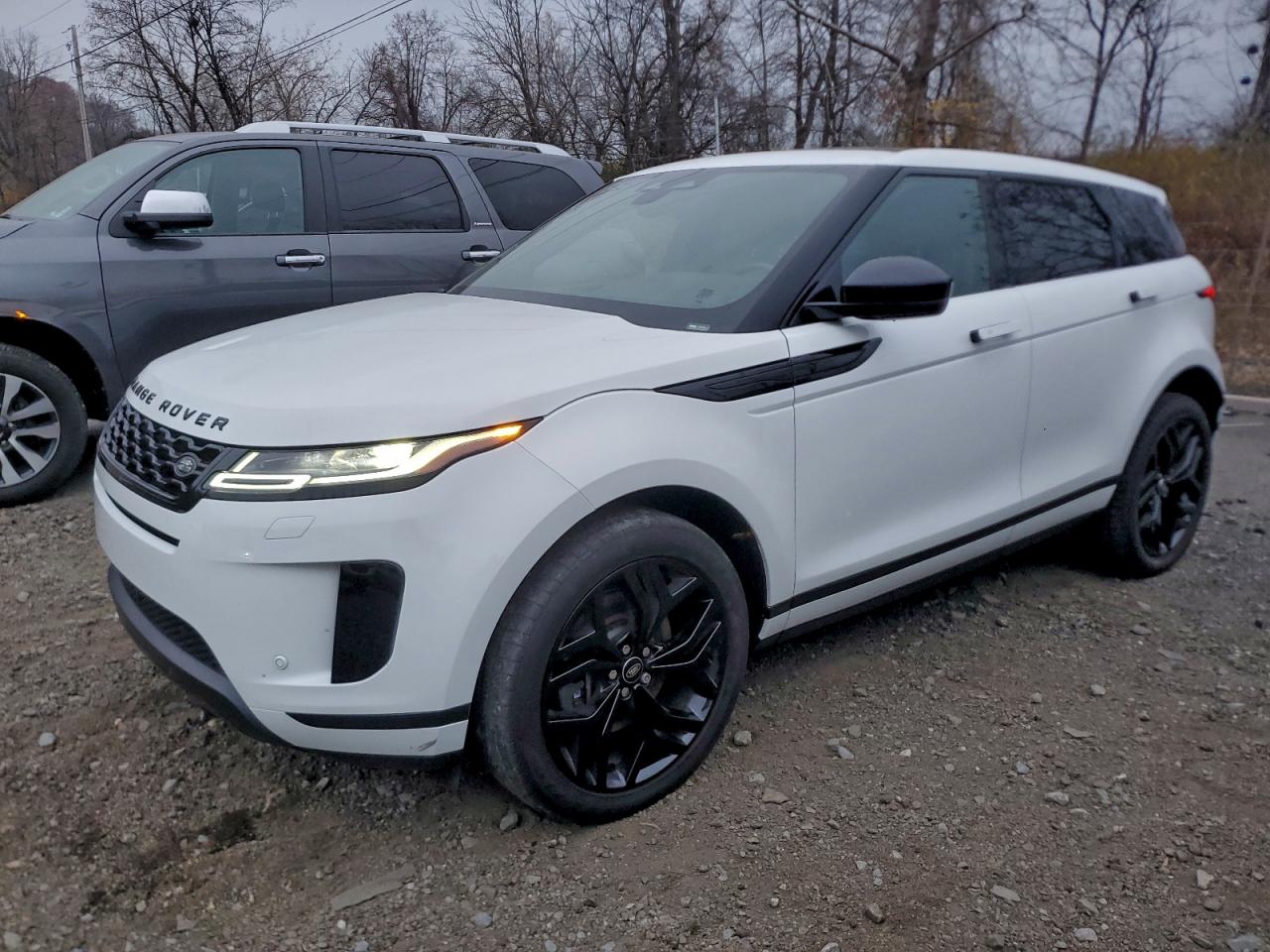 LAND ROVER RANGE ROVER EVOQUE 2023