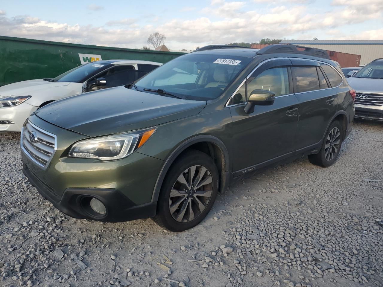 SUBARU OUTBACK 2. 2015