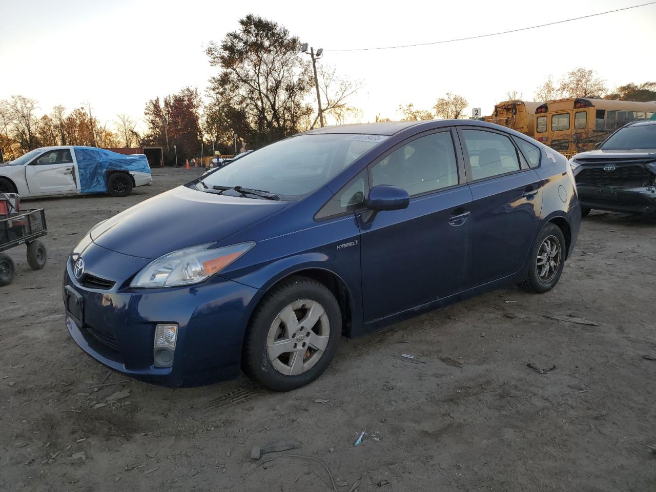 TOYOTA PRIUS 2011