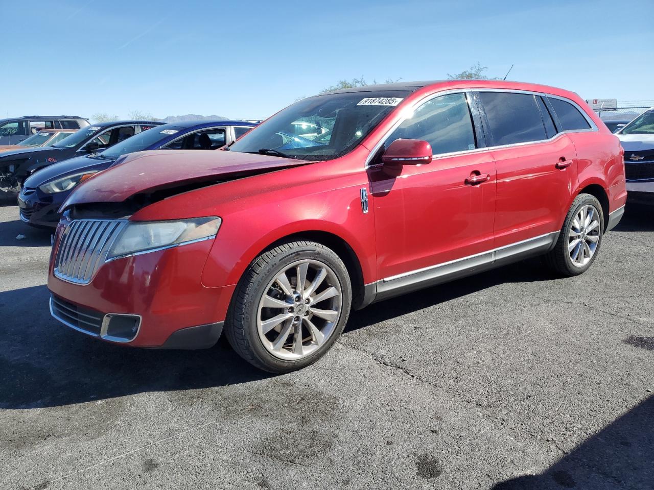 LINCOLN MKT 2011