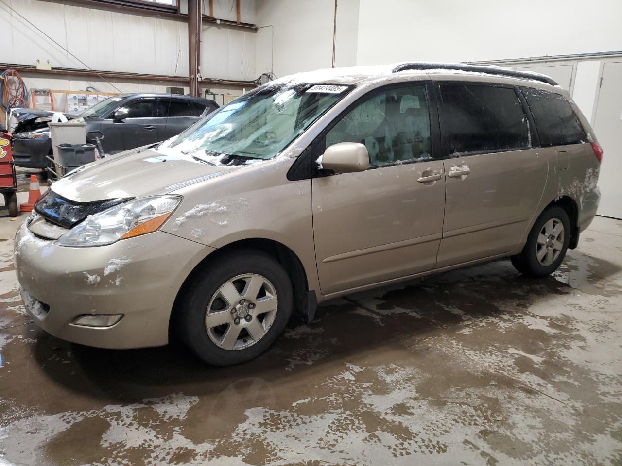 TOYOTA SIENNA CE 2006