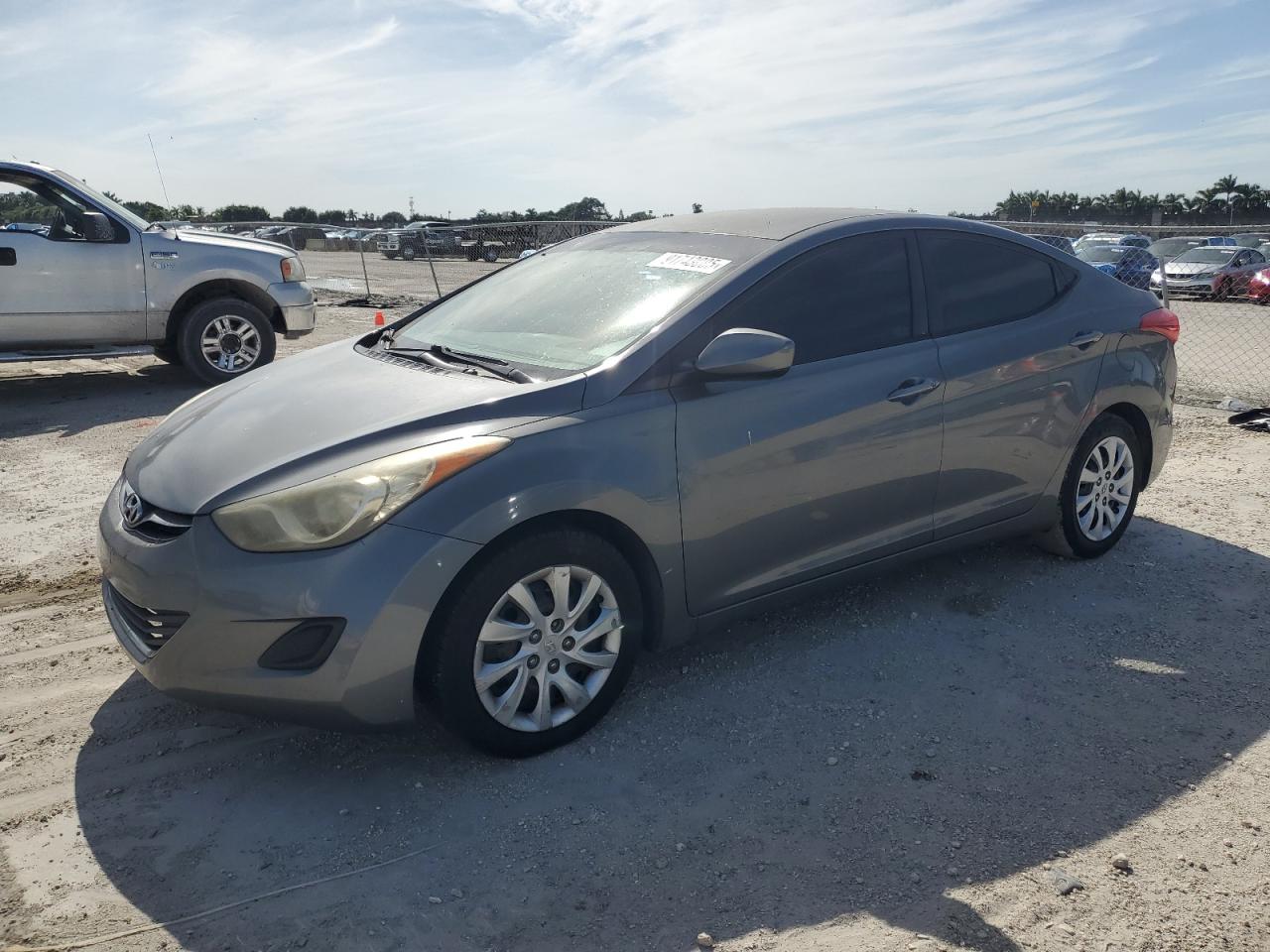 HYUNDAI ELANTRA GL 2013