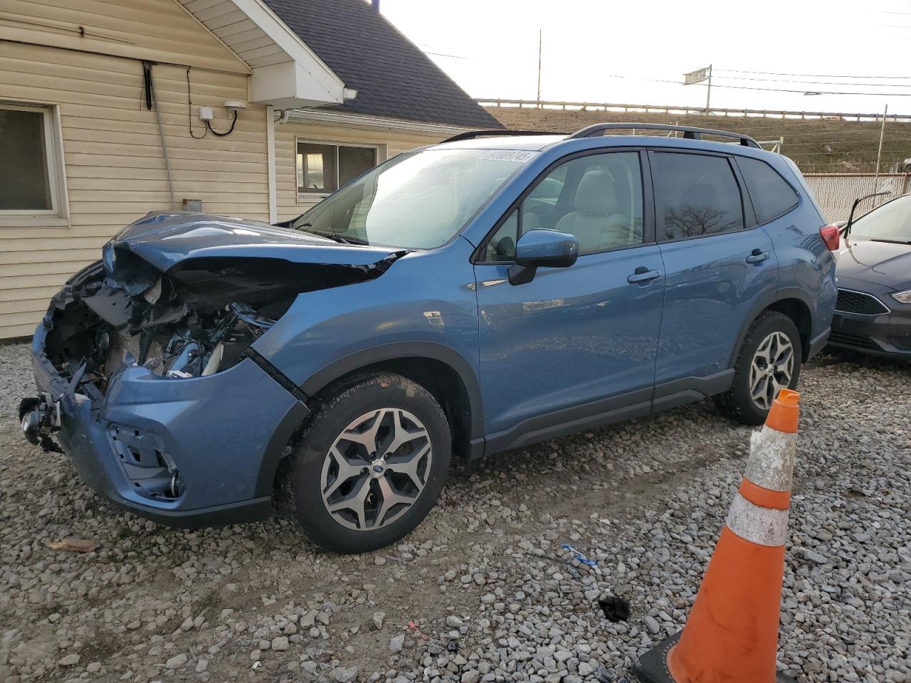 SUBARU FORESTER 2021