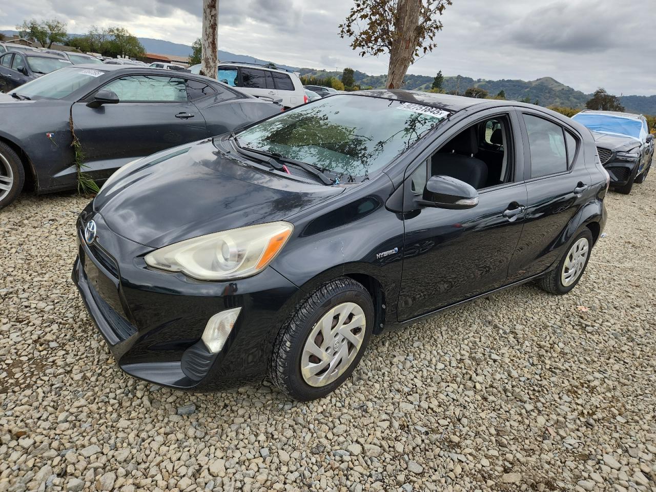 TOYOTA PRIUS C 2016