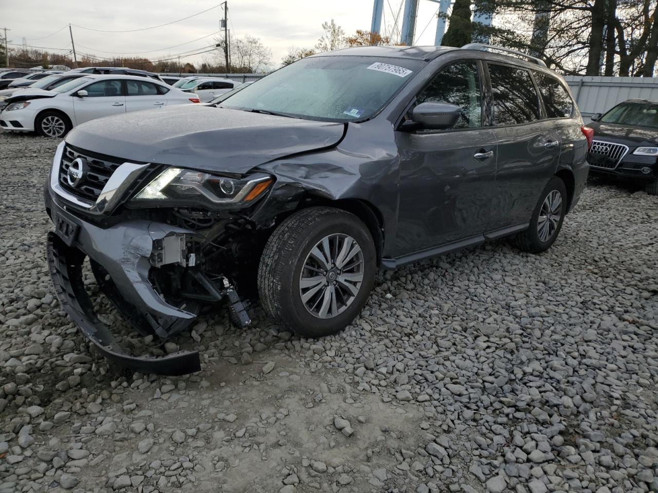 NISSAN PATHFINDER 2019