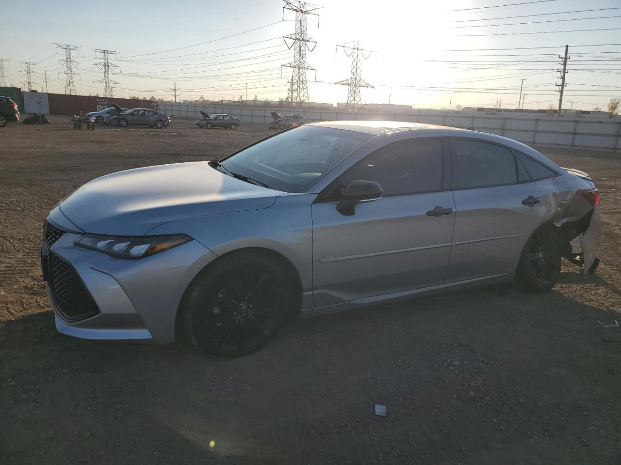 TOYOTA AVALON NIG 2022