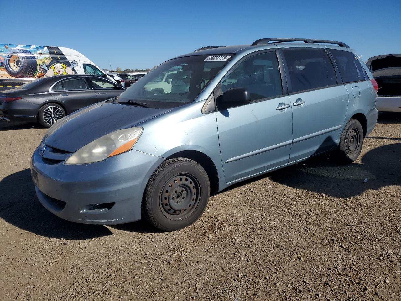 TOYOTA SIENNA CE 2009