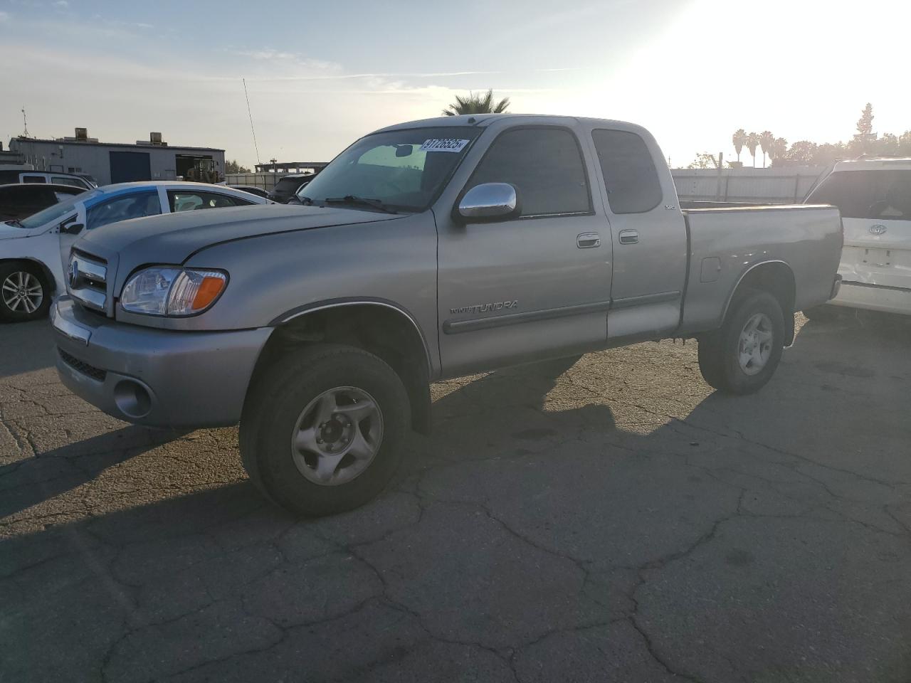 TOYOTA TUNDRA ACC 2004