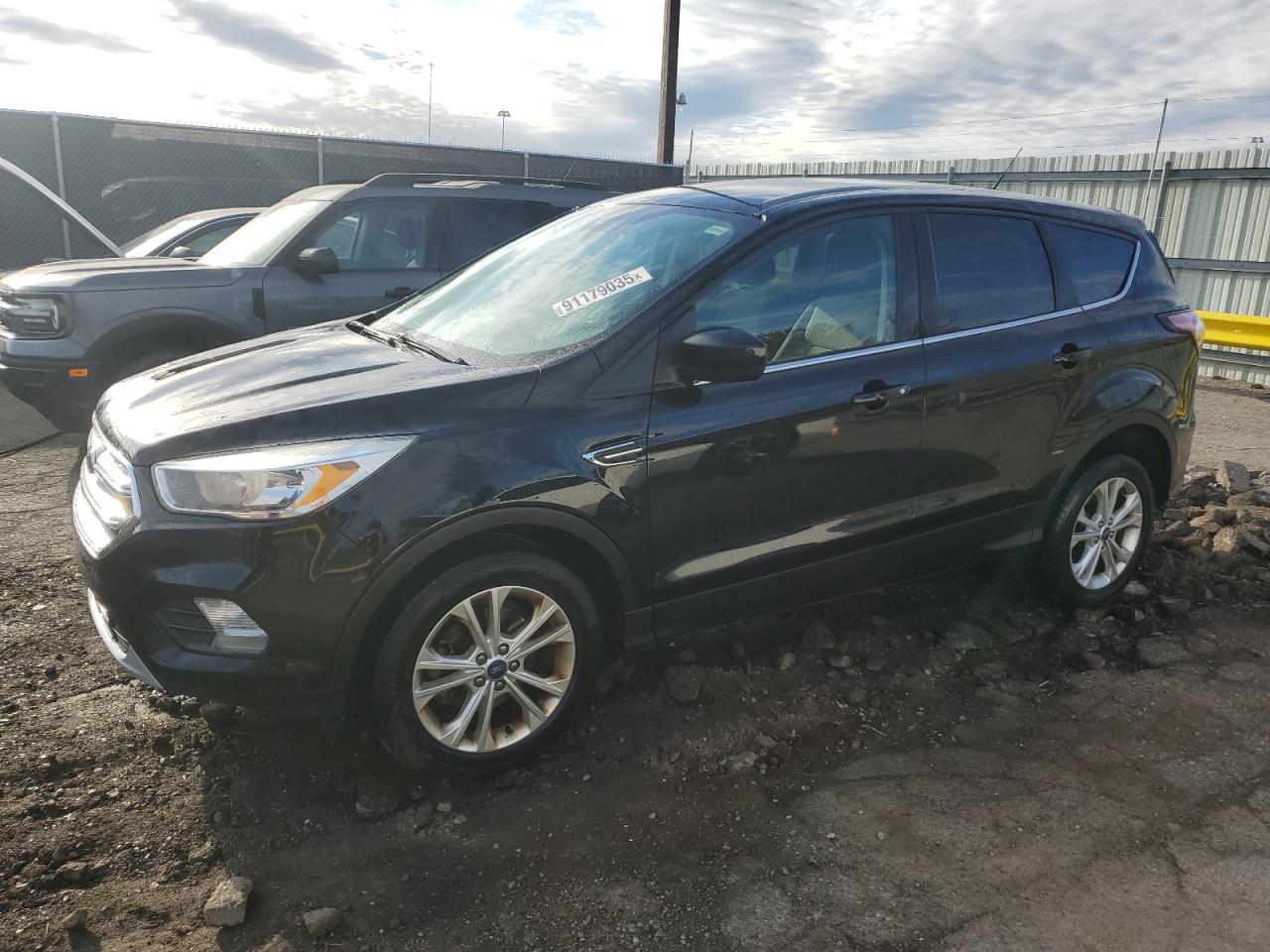 FORD ESCAPE SE 2017