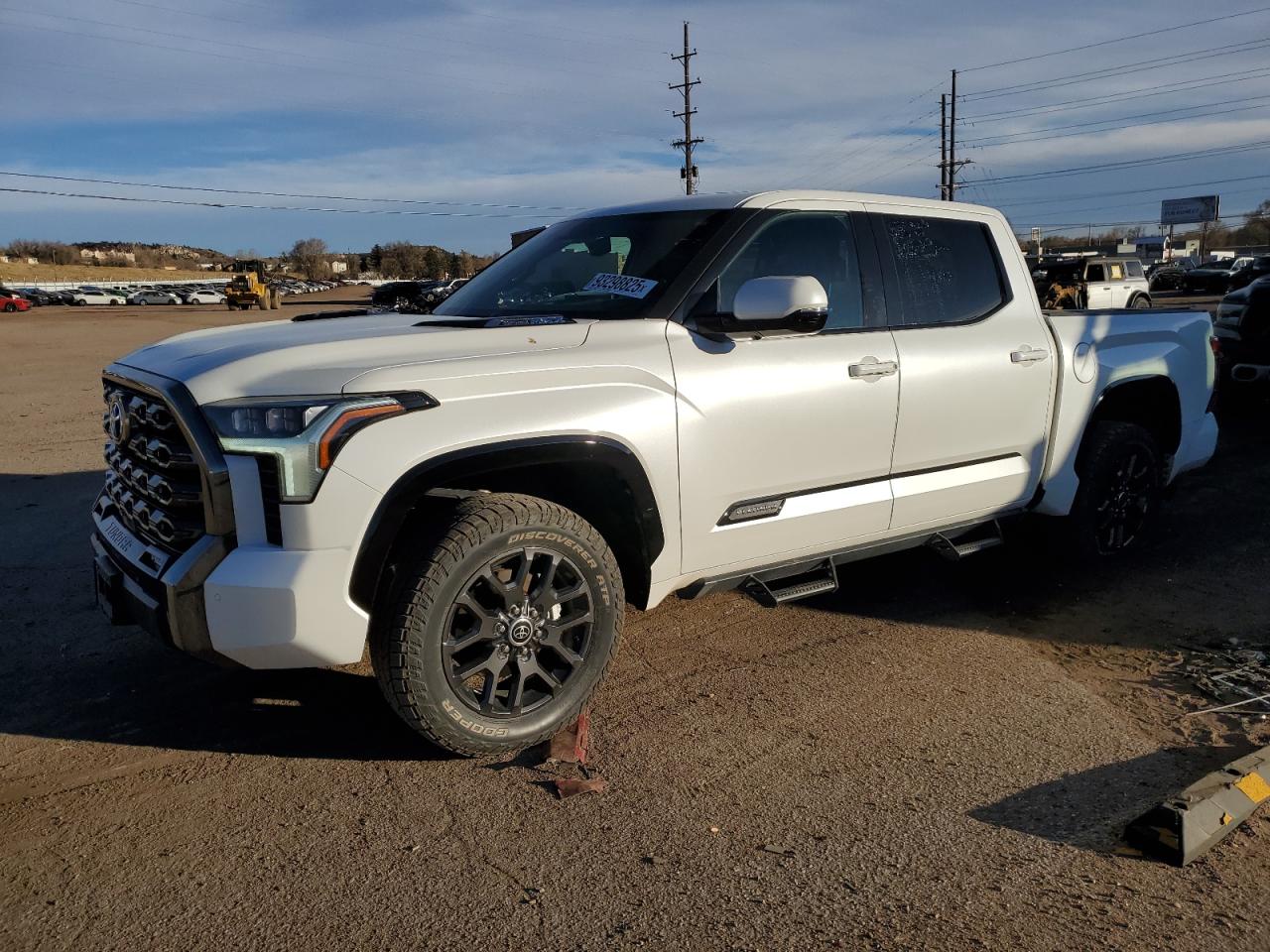 TOYOTA TUNDRA 2023