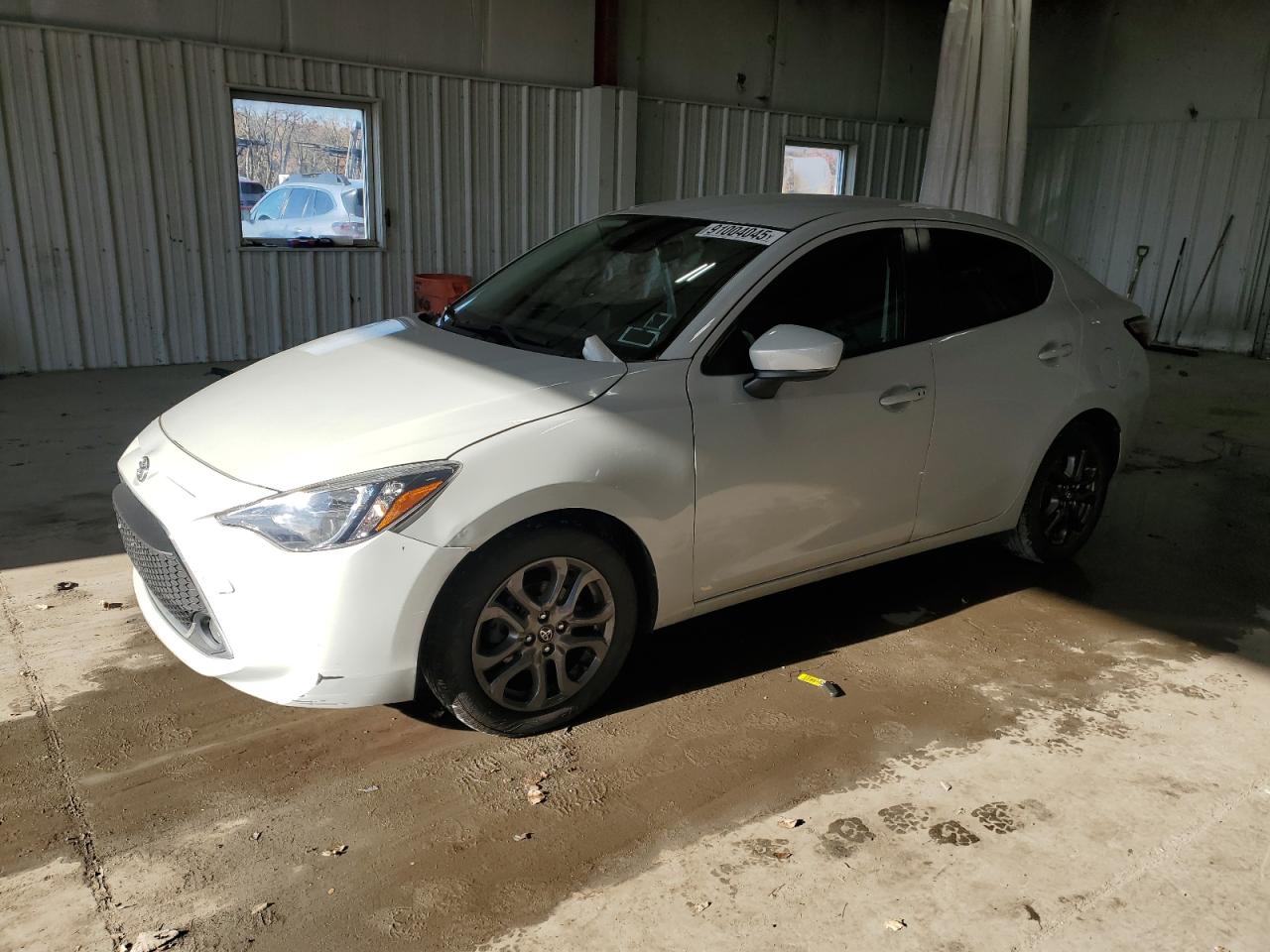TOYOTA YARIS L 2020