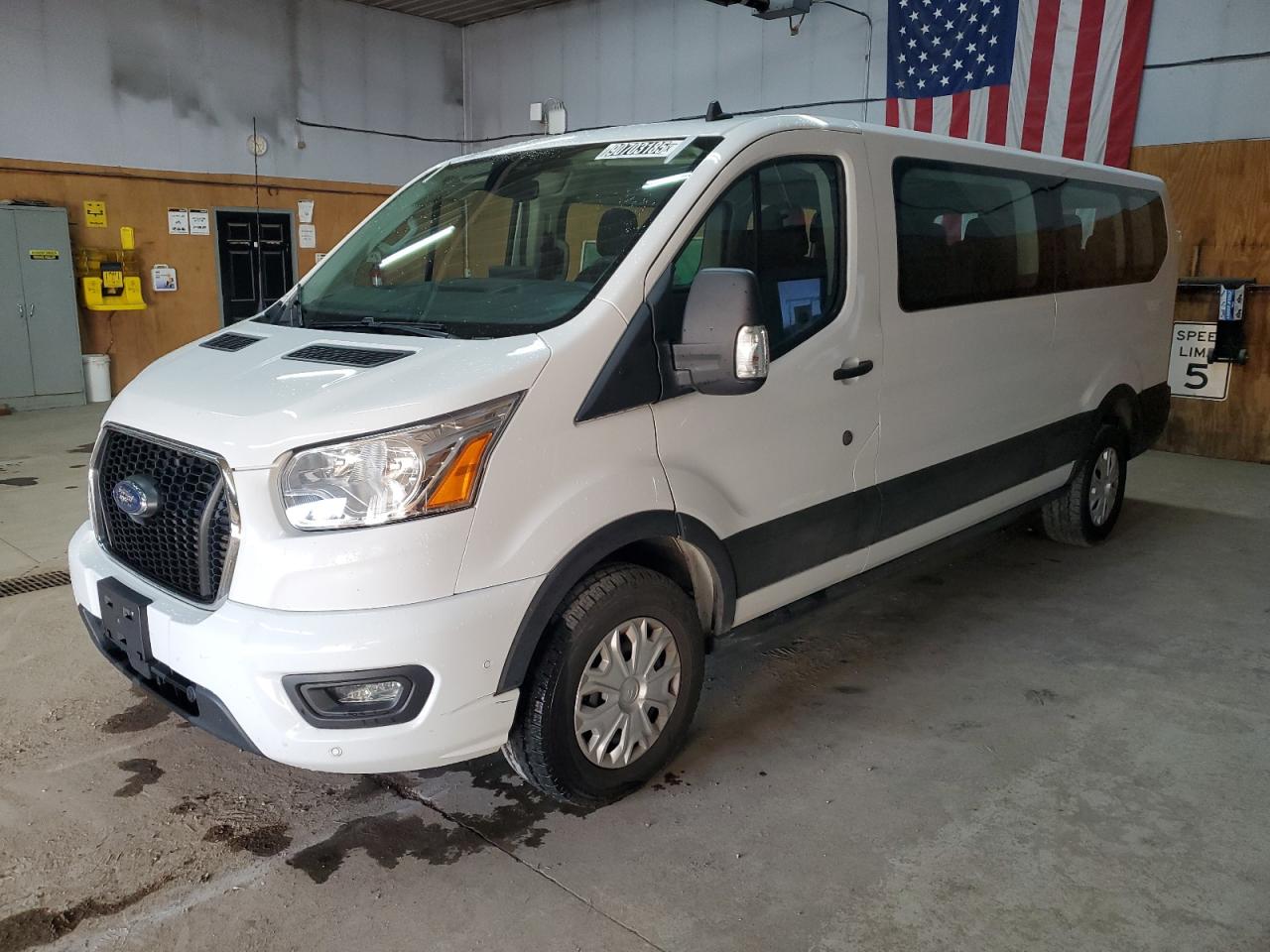 FORD TRANSIT T- 2022