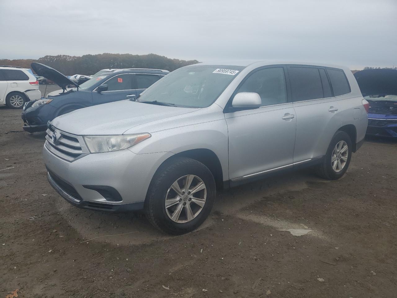 TOYOTA HIGHLANDER 2013