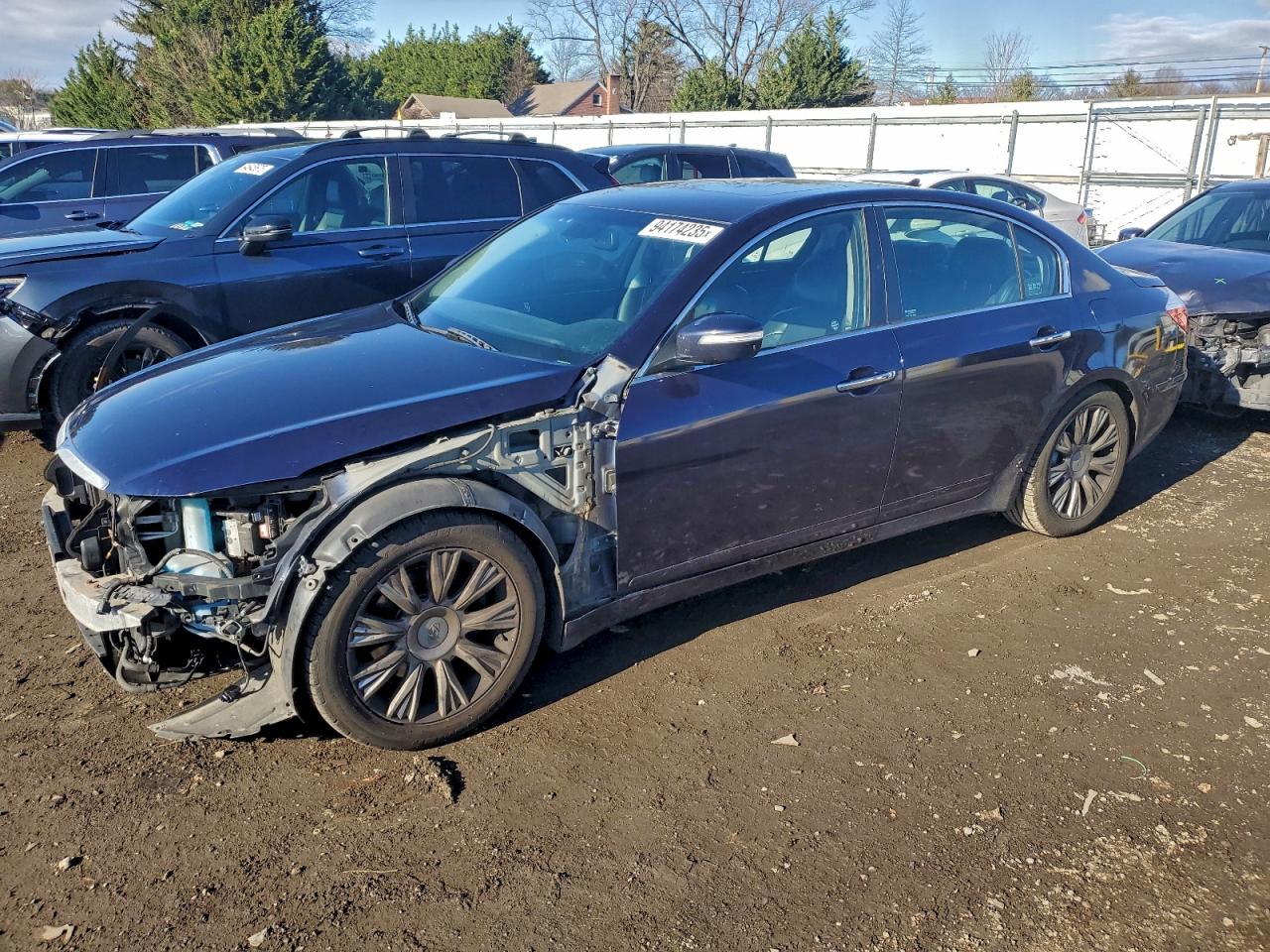 HYUNDAI GENESIS 3. 2009