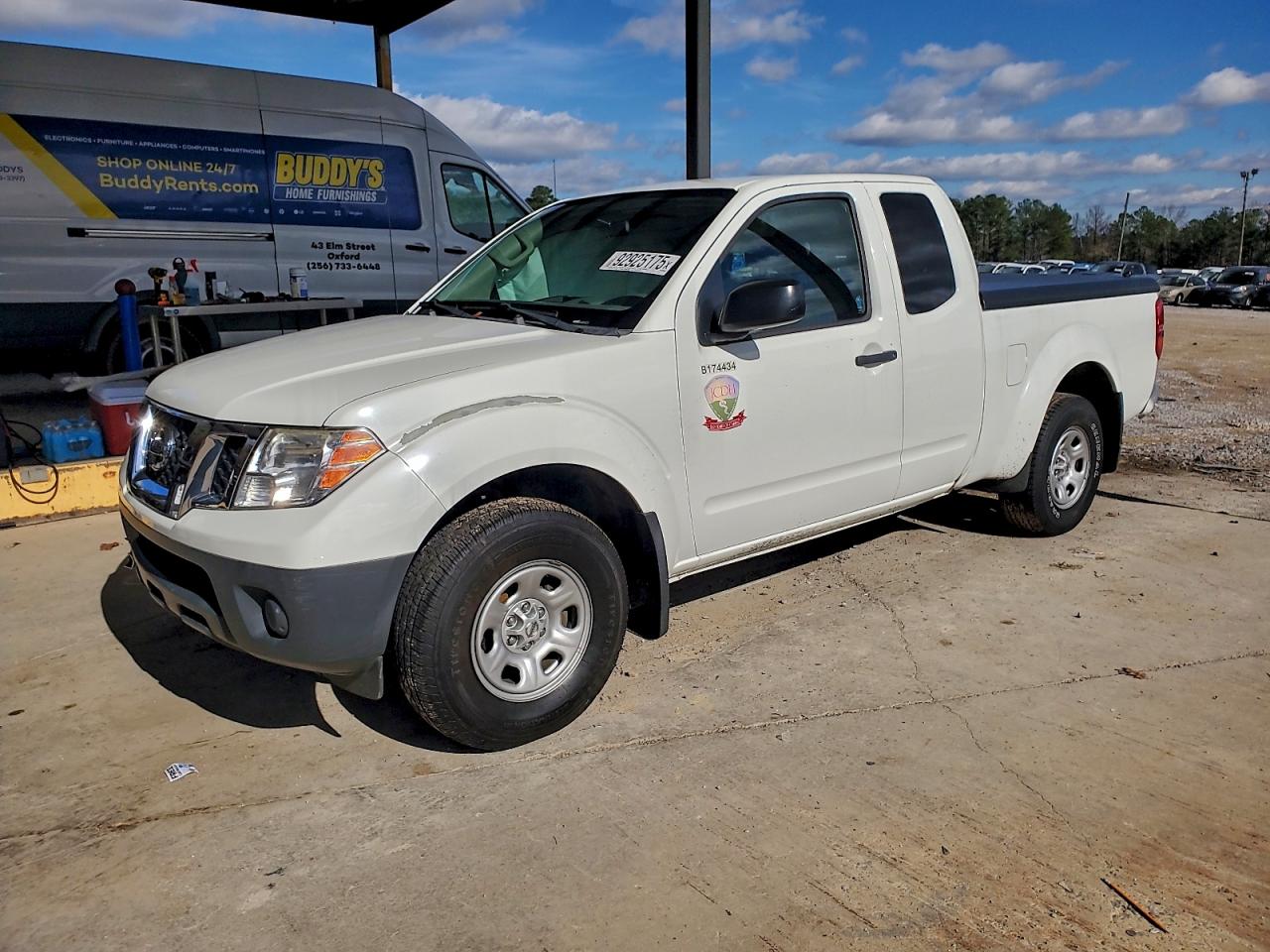 NISSAN FRONTIER 2017