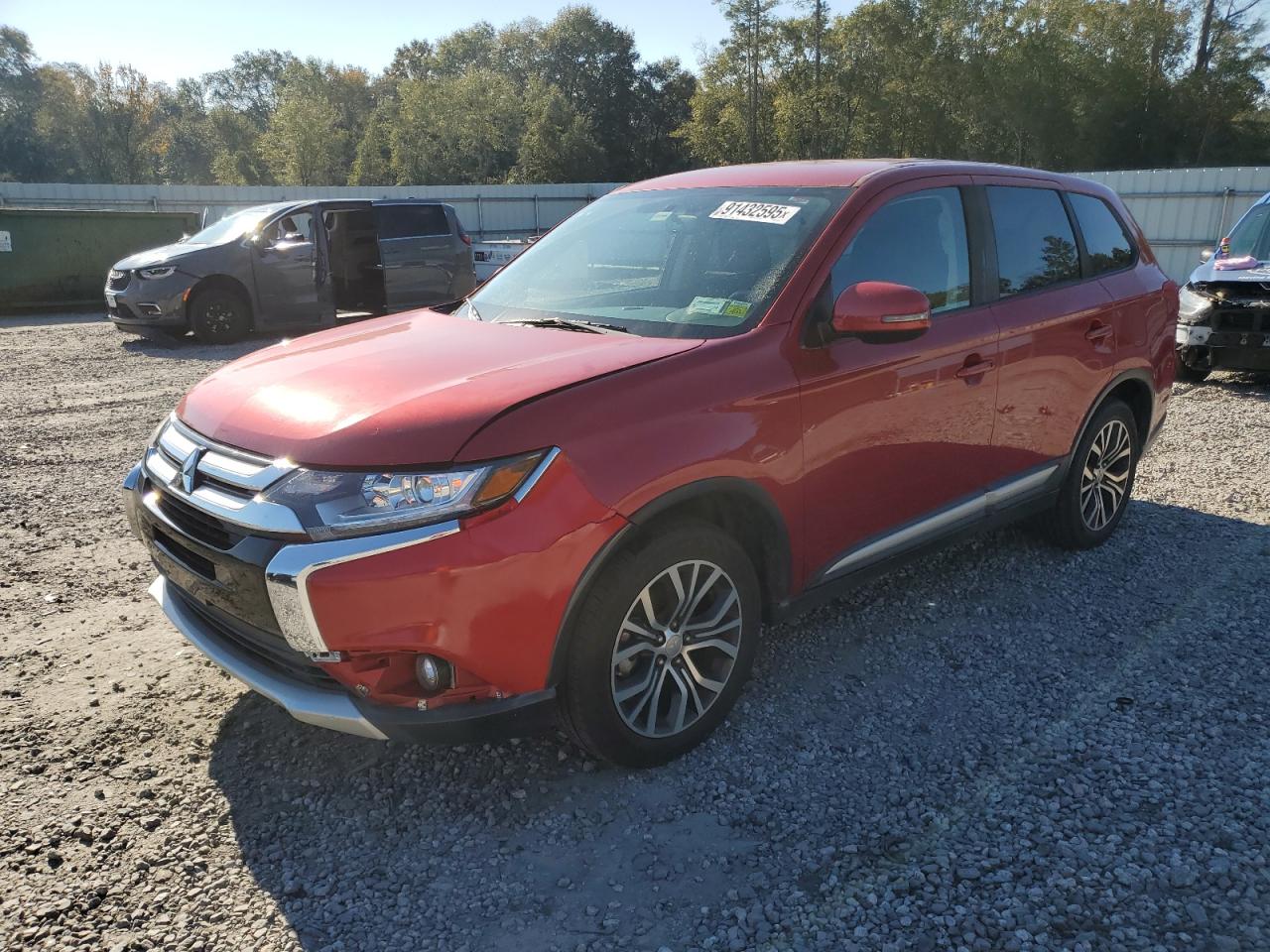 MITSUBISHI OUTLANDER 2017