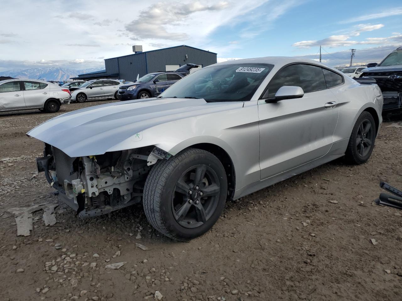 FORD MUSTANG 2015