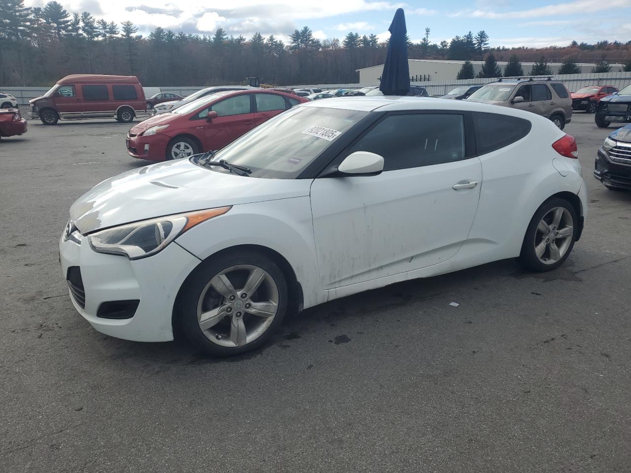 HYUNDAI VELOSTER 2015