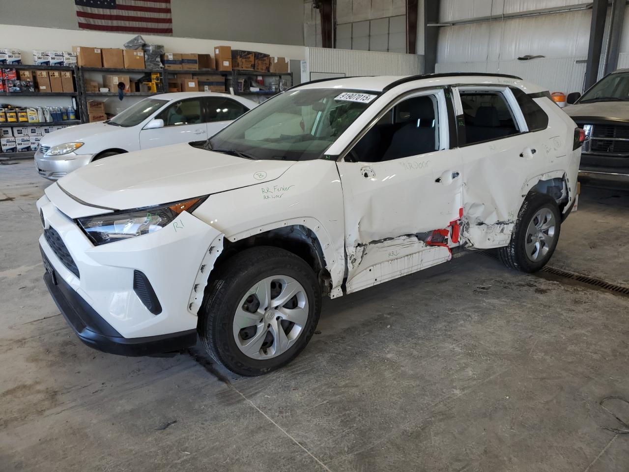 TOYOTA RAV4 LE 2019