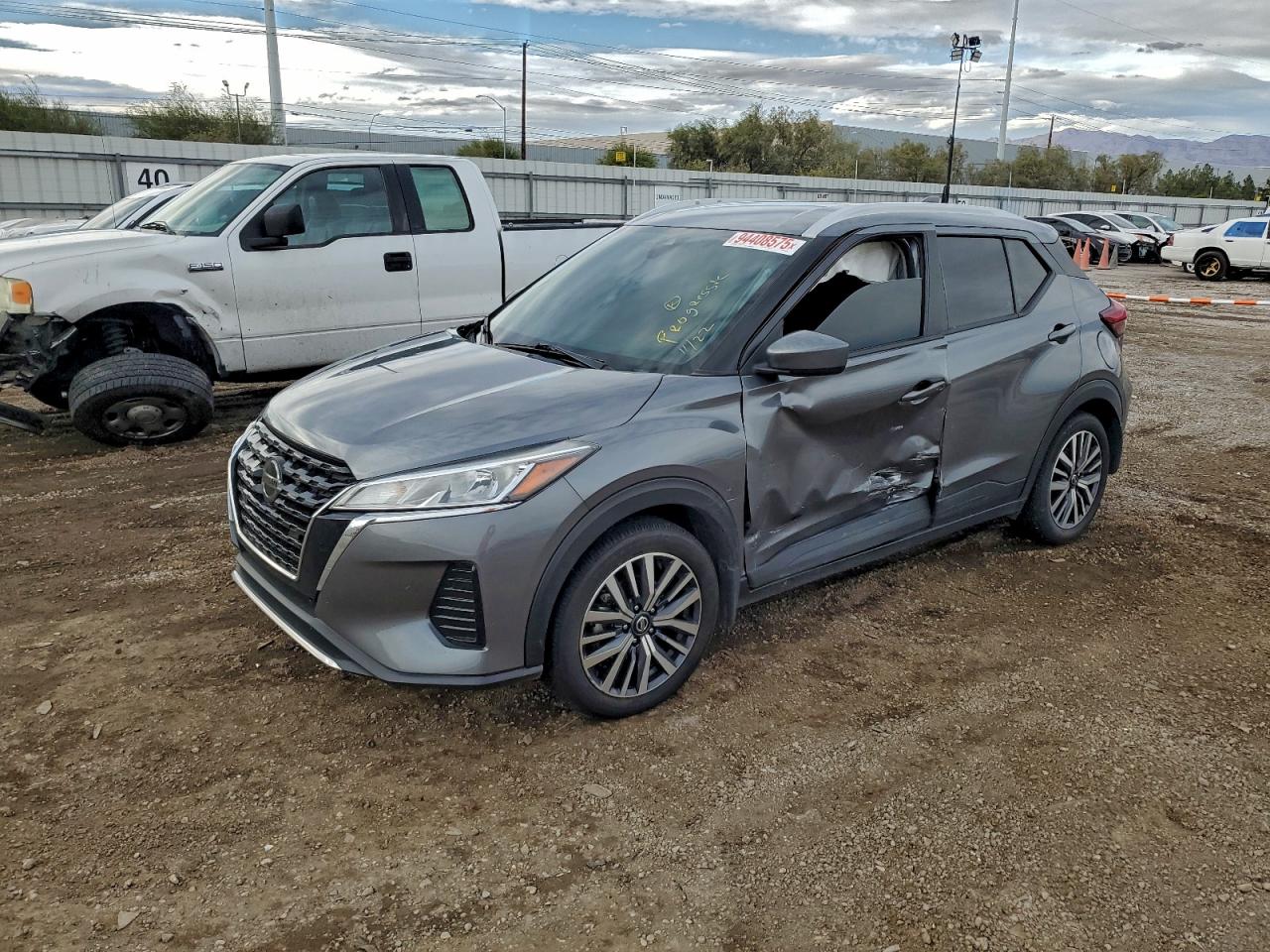 NISSAN KICKS SV 2021