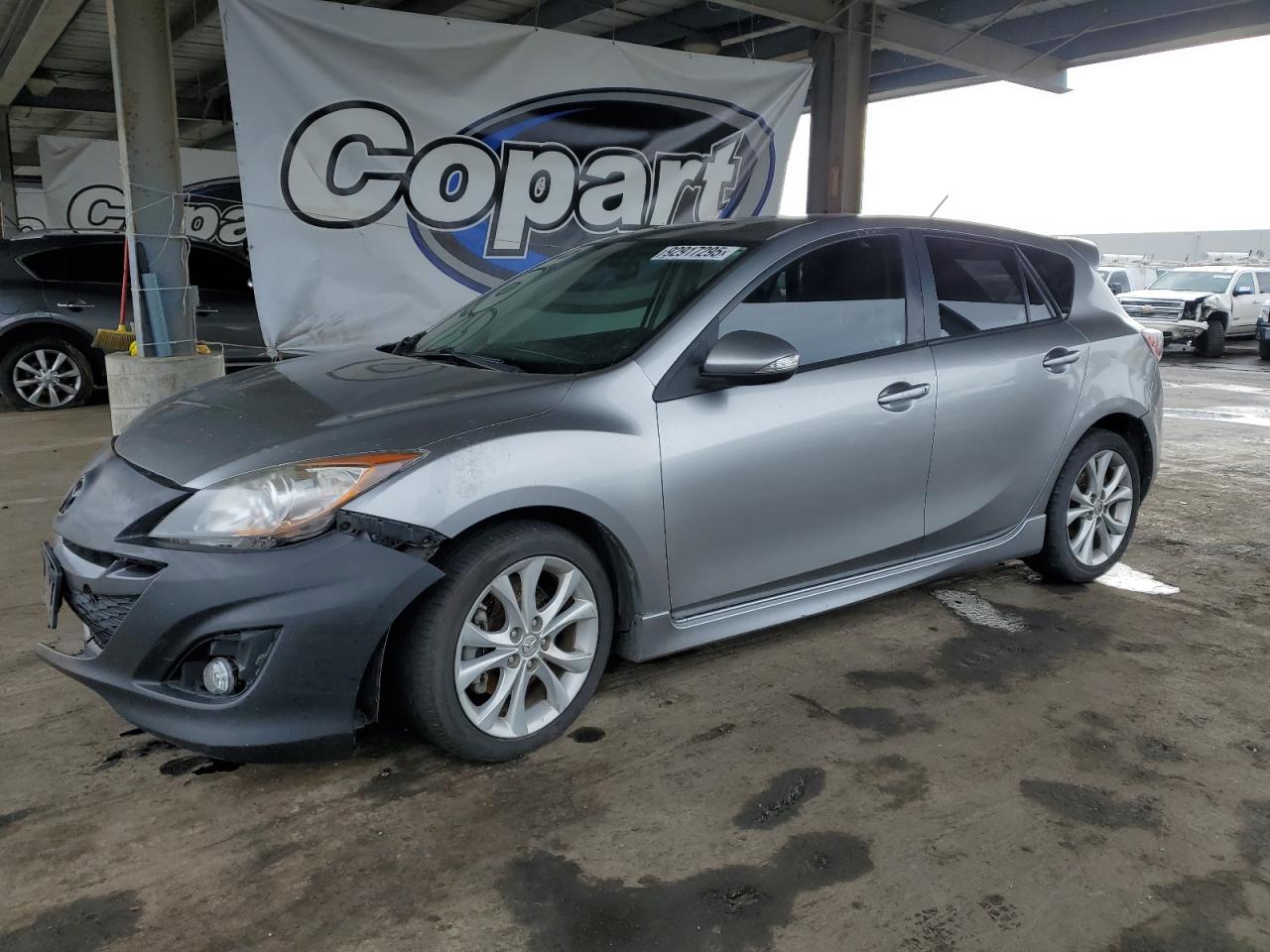 MAZDA 3 2010